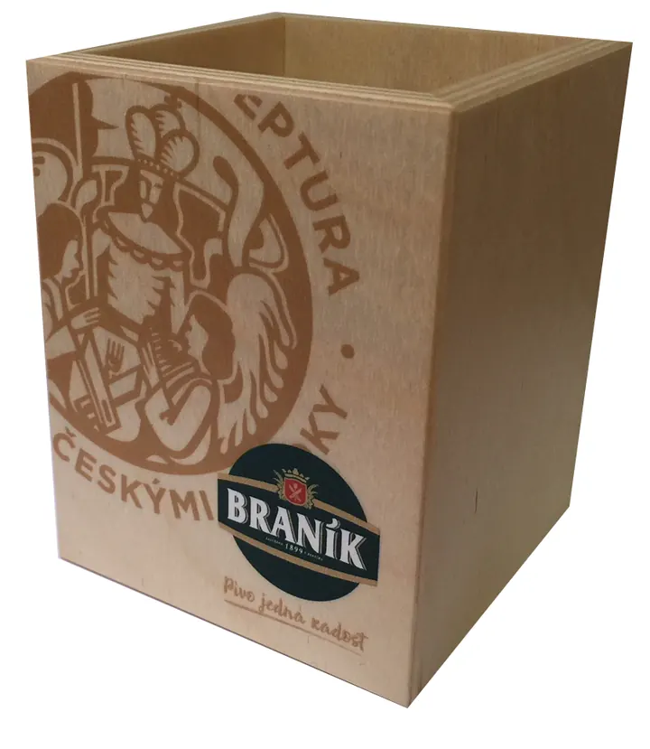 Dřevěný box